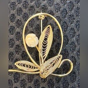 Vintage Gold Tone Filigree Flower Brooch Pin with Pearl Accent